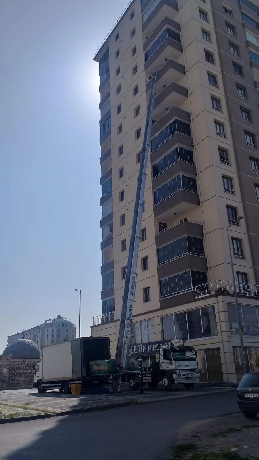Öztürkler mobil asansör aracından saha fotoğrafı